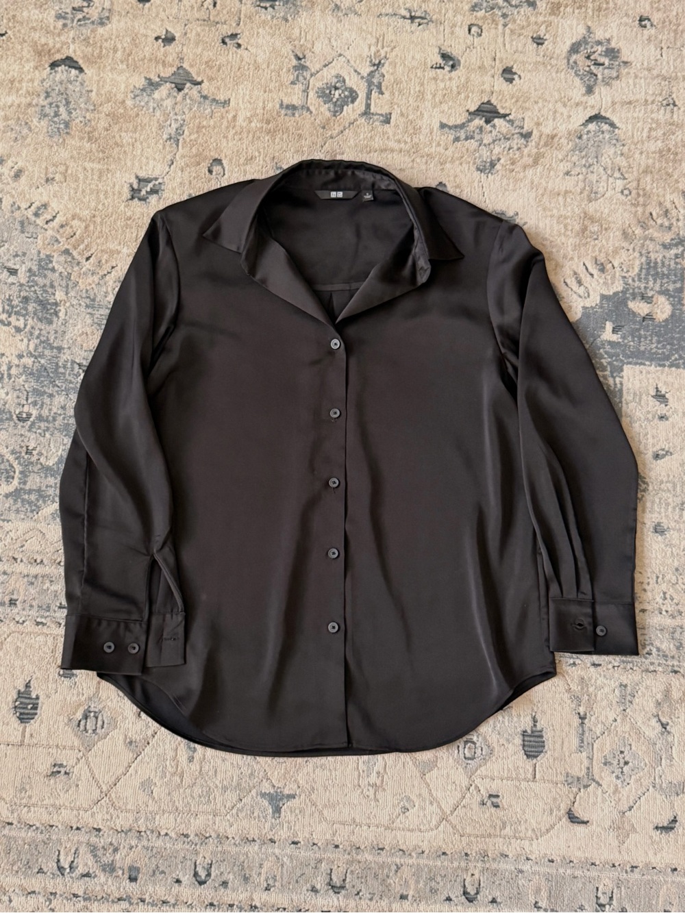 Uniqlo Satin Long-Sleeve Blouse Black
